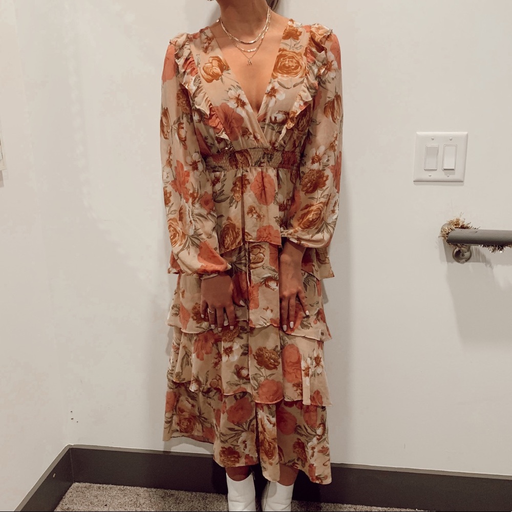 DRESS - WORN ONCE